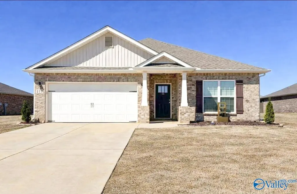 113 Hazel Pine Trl