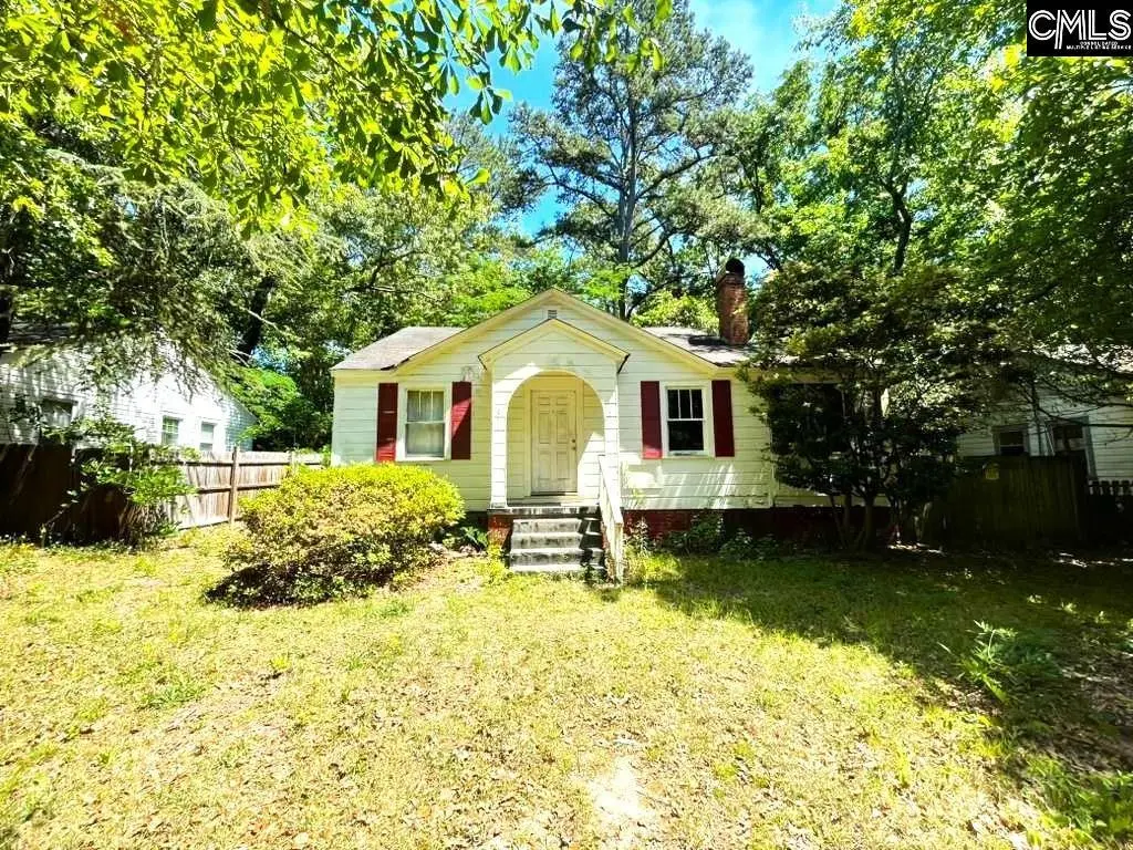 214 Arbor Dr