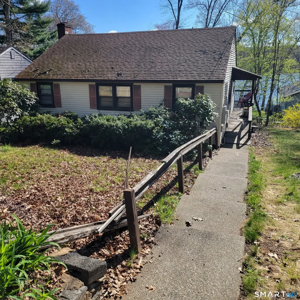22 Ridgewood Rd