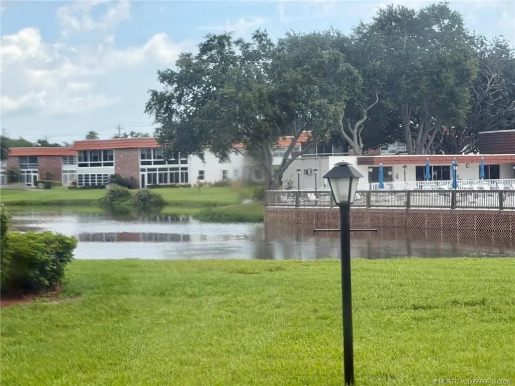 1225 NW 21st St Unit 20-2003