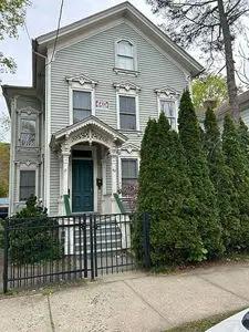 40 Gilbert Ave