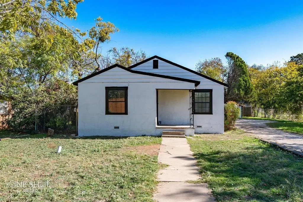1909 Highland Ave