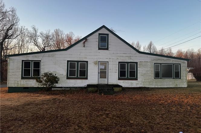5571 W Courthouse Rd