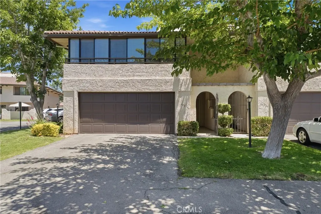 40019 Bluebird Ln
