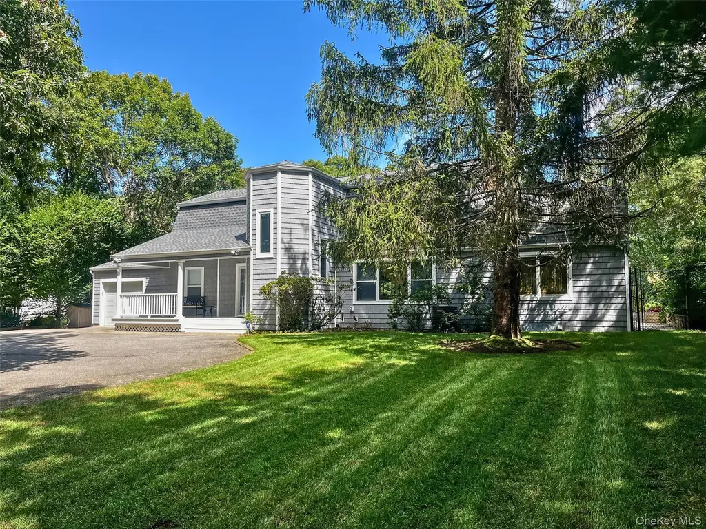 220 Pleasure Dr