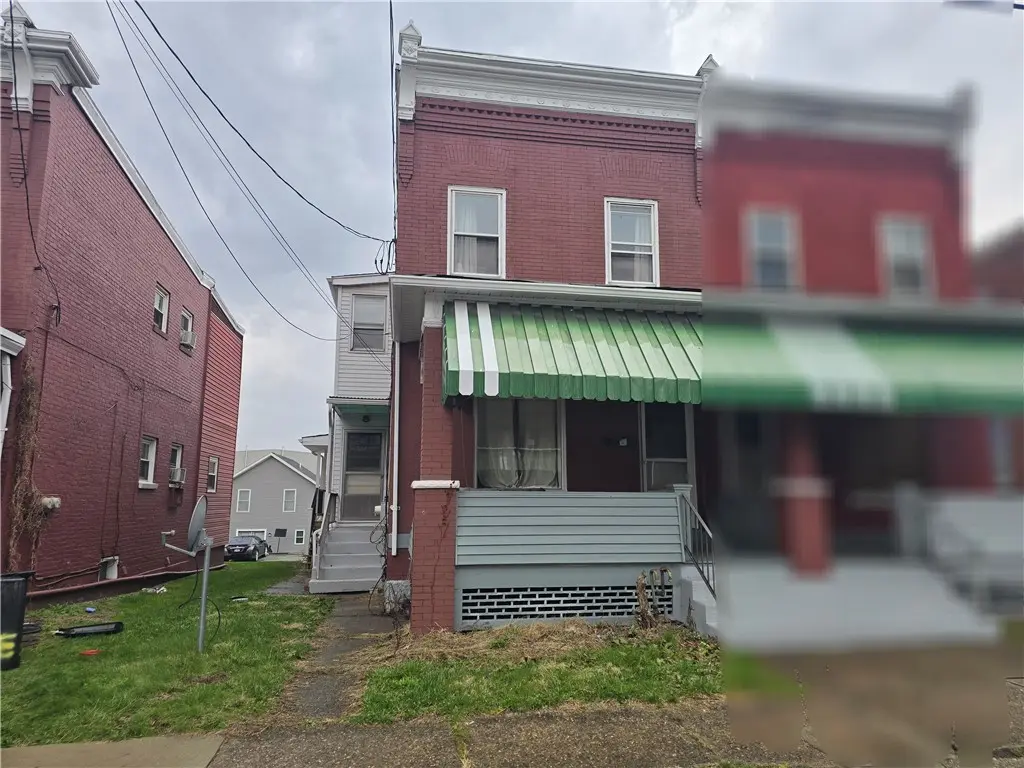 323 S 5th St