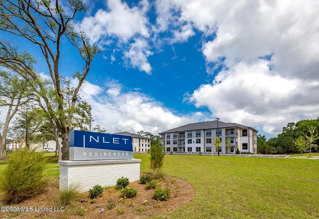 2501 Bienville Blvd #235