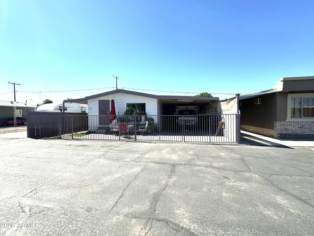 5002 W Bethany Home Rd #104