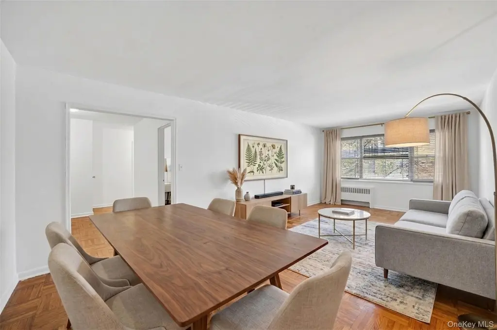 222 N Broadway Unit 3D