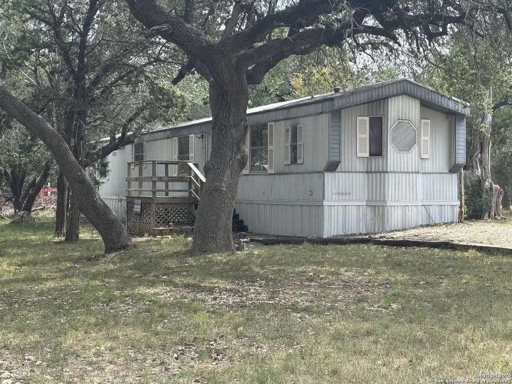 7714 Whartons Dock