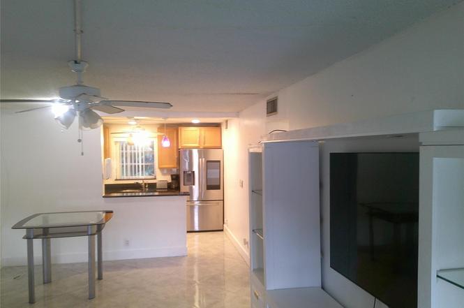 5383 SW 40th Ave #103