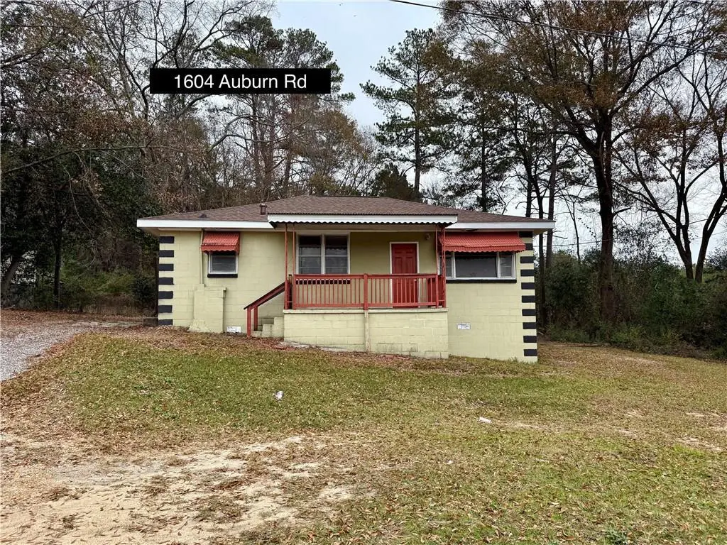1604 Auburn Rd