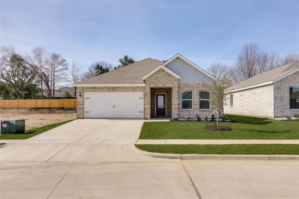 742 Layton Ct