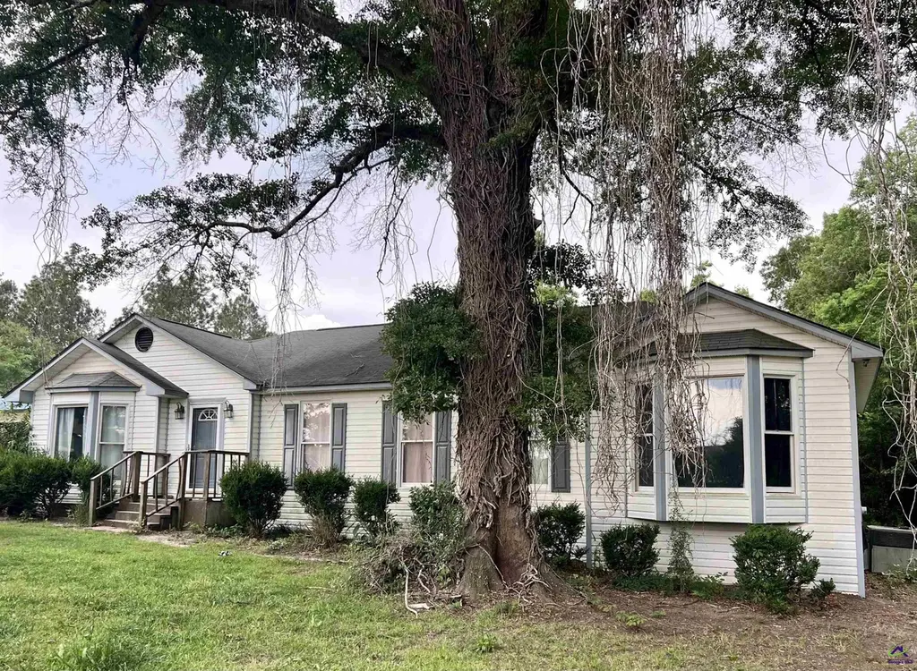 46 Ray Roderick Rd
