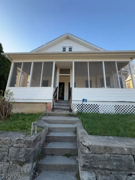 30 High St