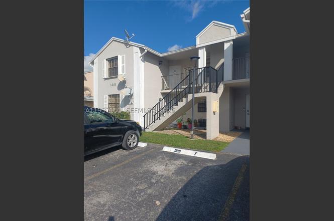 1201 N Liberty Ave Unit 1201E