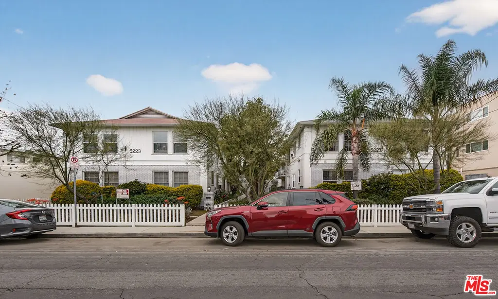 5223 Corteen Pl
