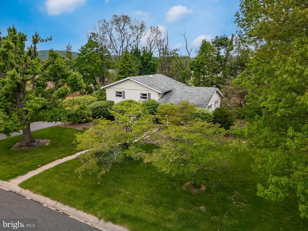 5131 Fairlawn Rd