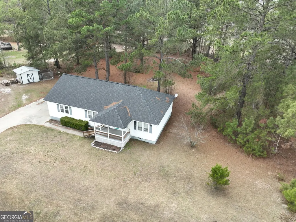 200 Laryn Ln