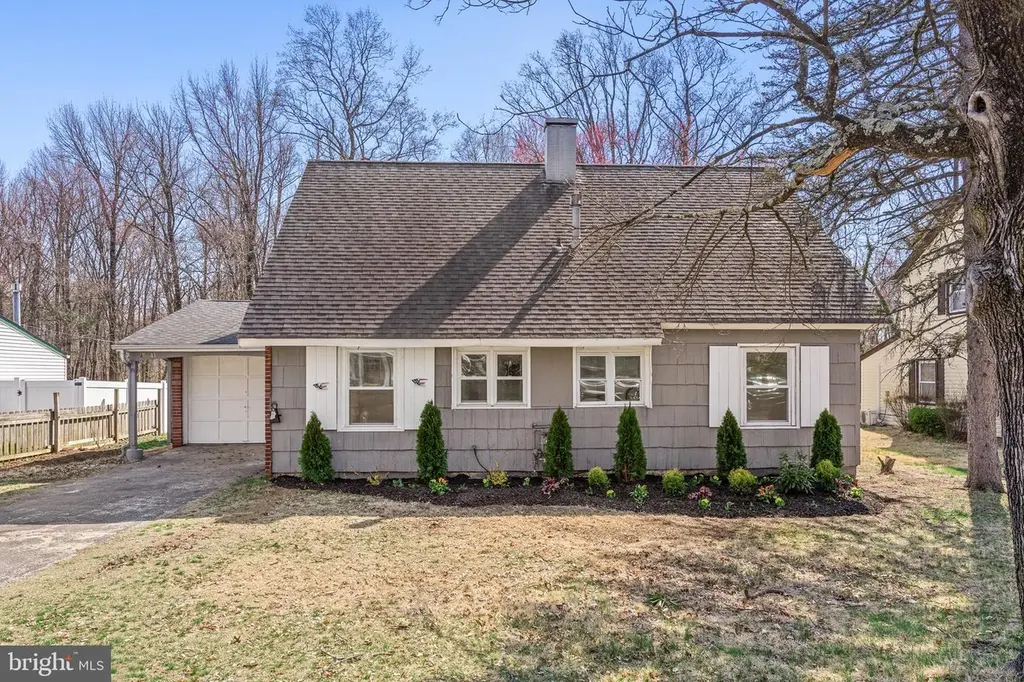 41 Bonnie Ln