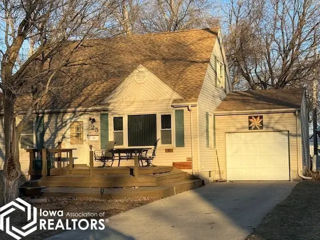 25 Rainbow Dr