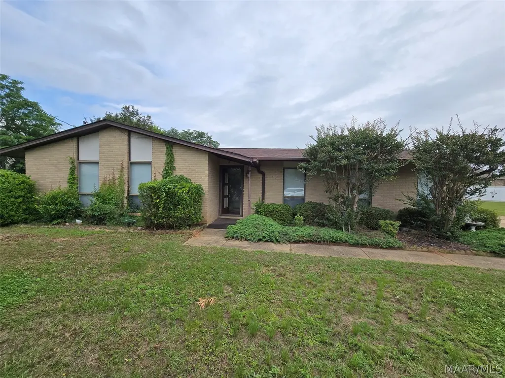 114 E Teri Ct