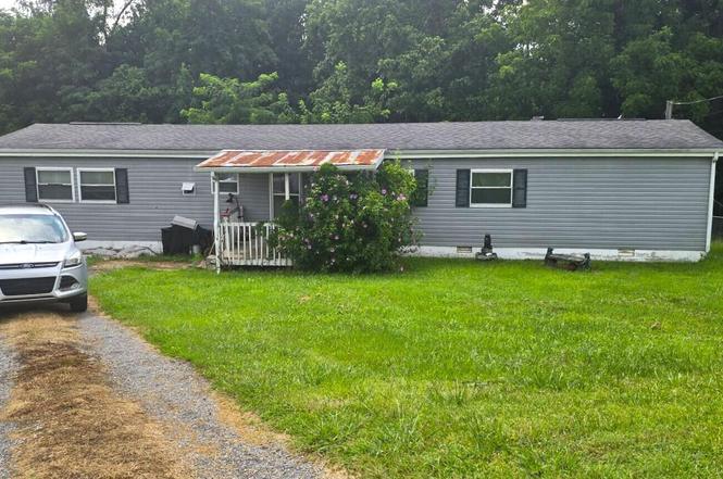 105 Pemberton Ct