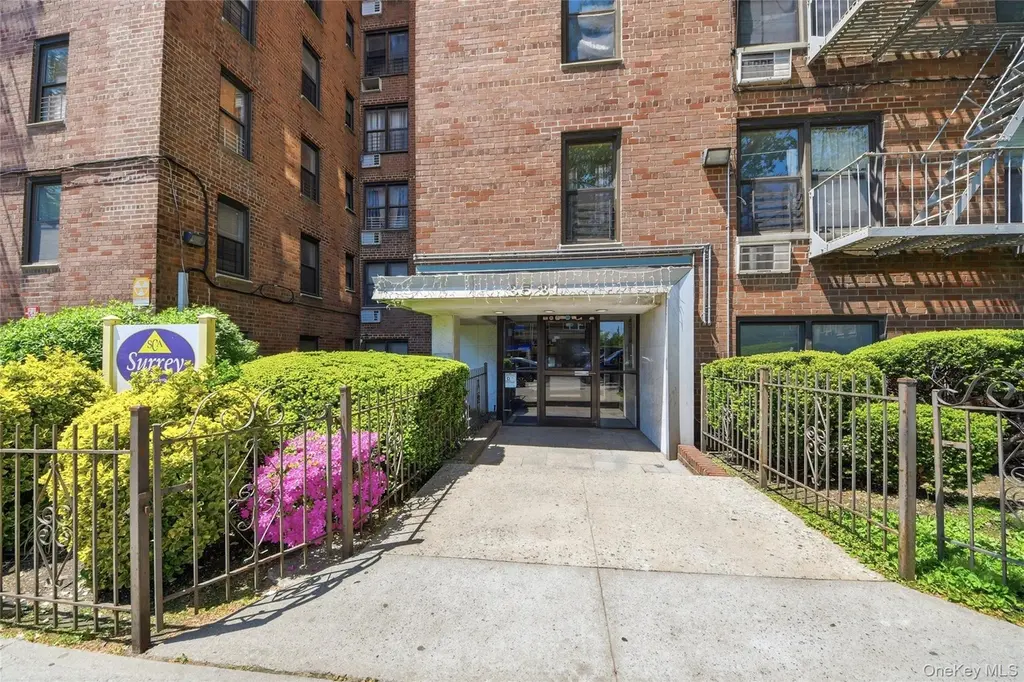 3531 Bronxwood Unit 6K