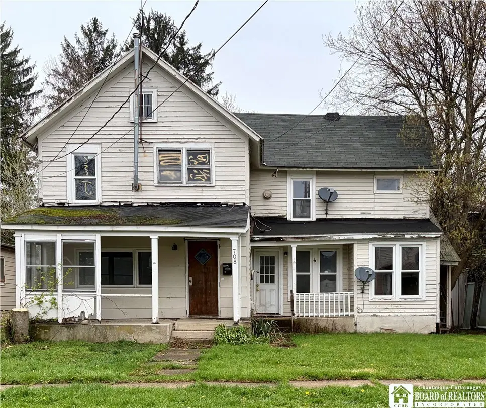 708 W Green St