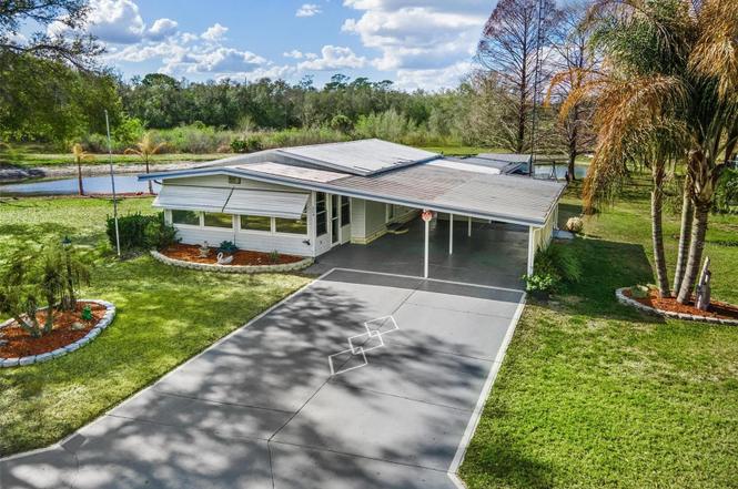 304 Ivanhoe Cir