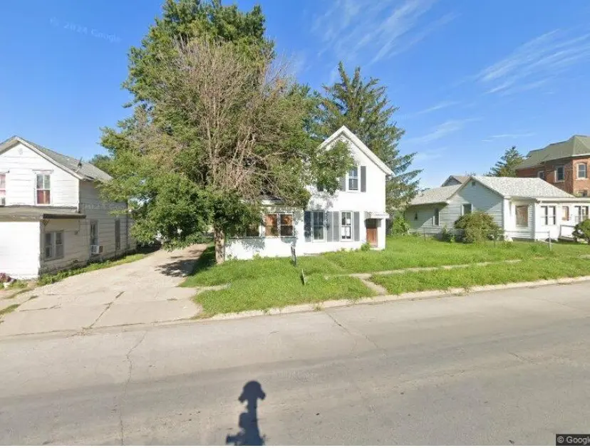 205 S 3rd Street Ave