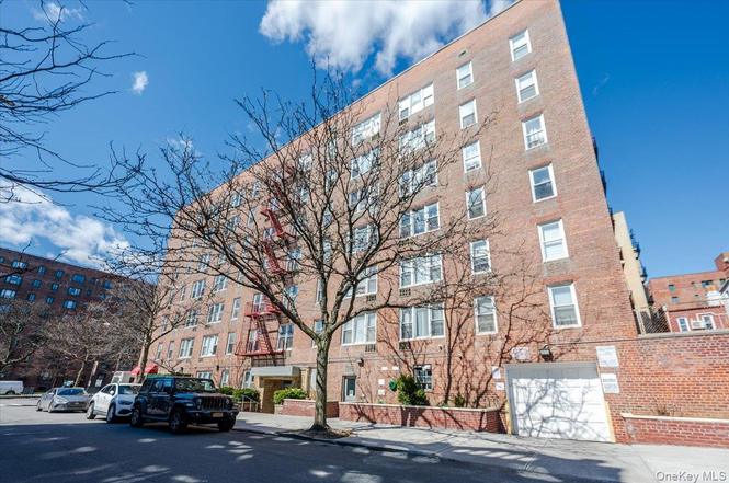 1332 Metropolitan Ave Unit 4K