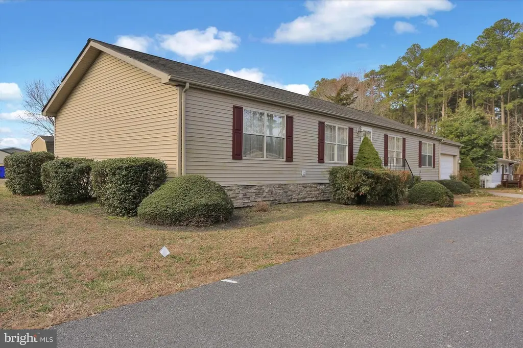 35356 Sandpiper Rd
