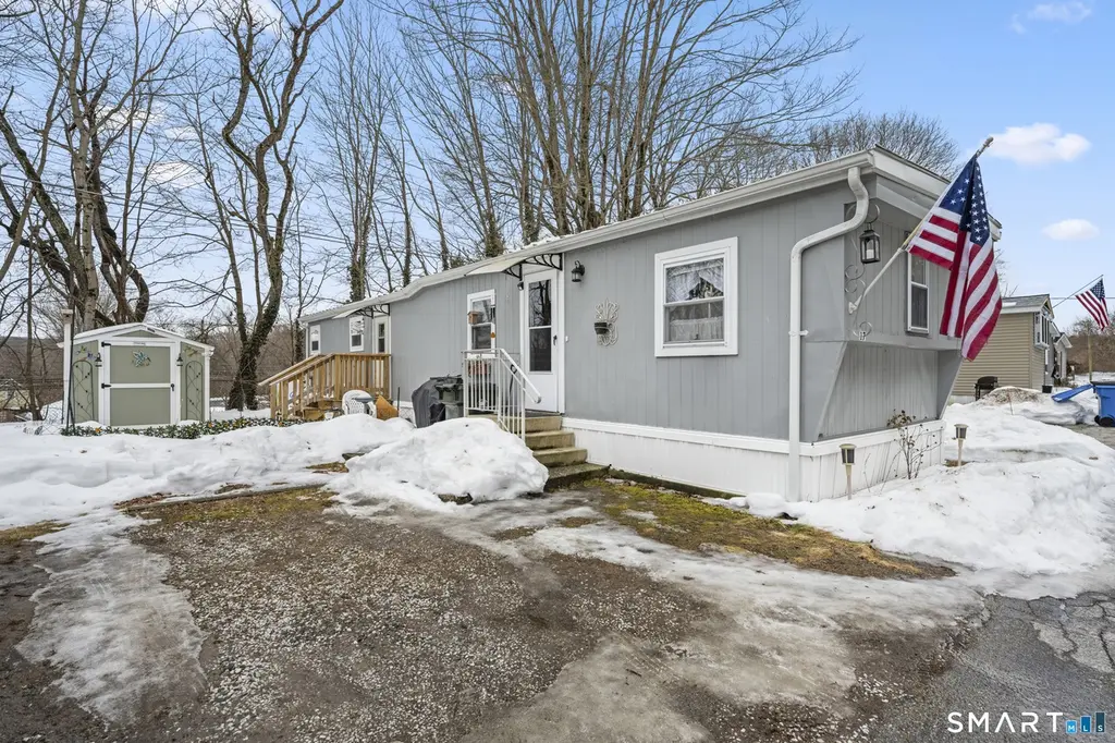 44 Norwich Ave Lot 17