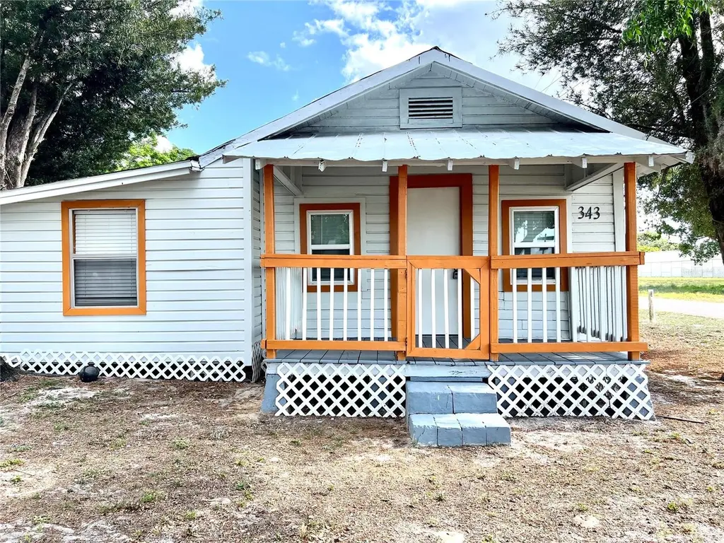 343 Weaver Ave