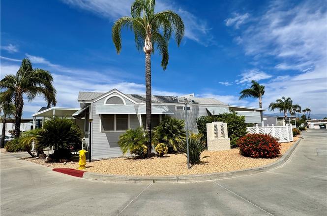 1295 S Cawston #443
