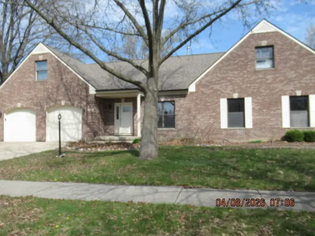 1318 Broadmoor Dr