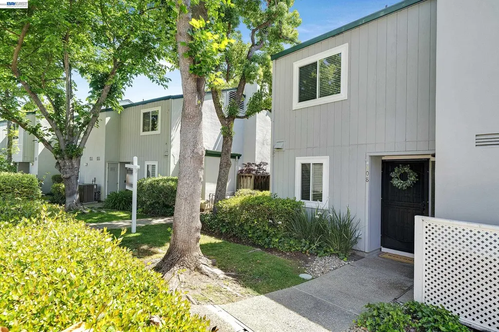 408 Old Orchard Ct