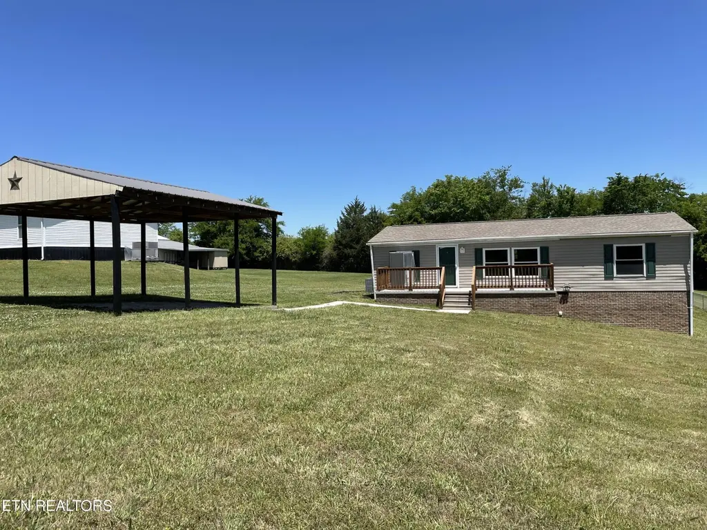 139 Village Ln