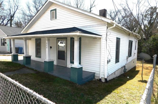 906 Price Ave