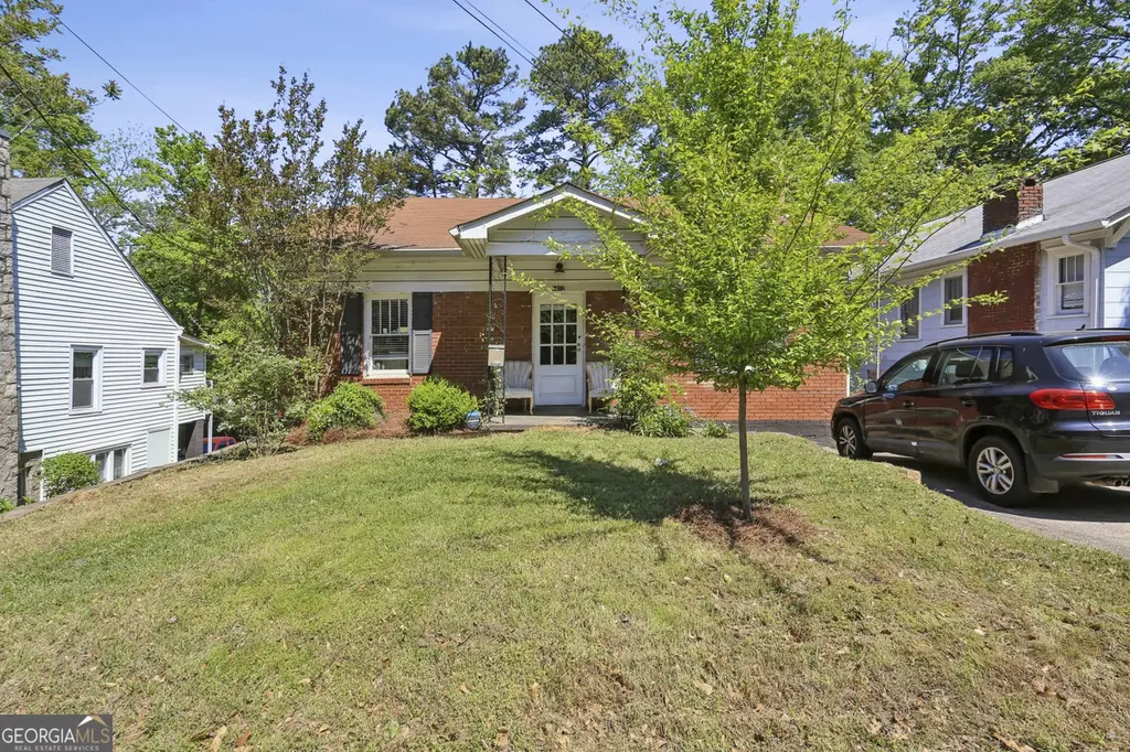 1412 Memorial Dr SE