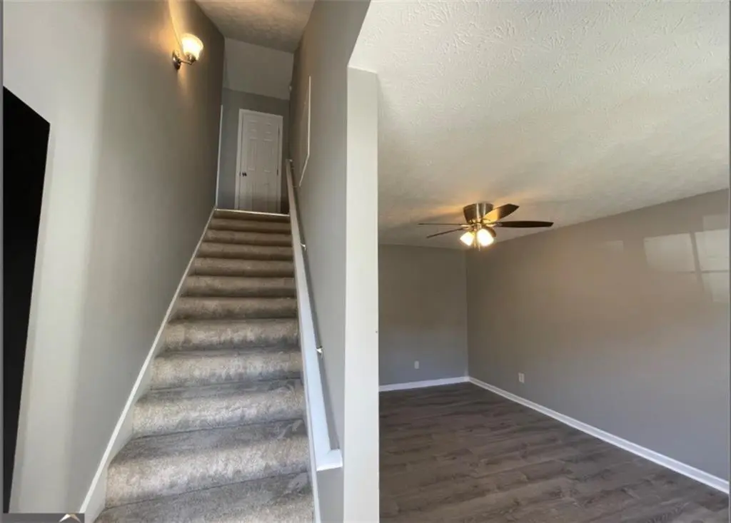 209 E Wilson St #3