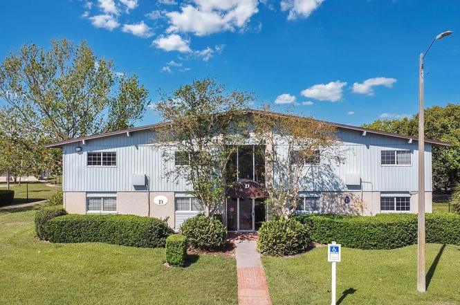 1695 Lee Rd Unit E204