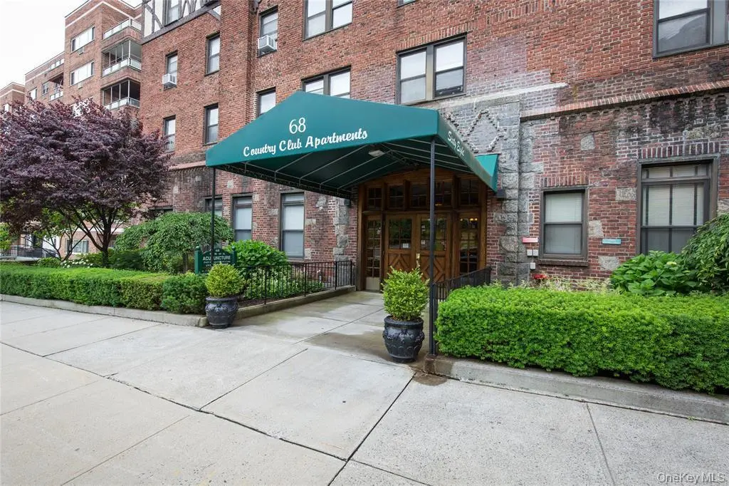 68 E Hartsdale Ave Unit 4E