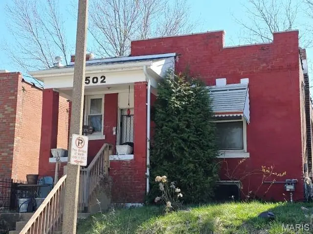 3502 Cora Ave