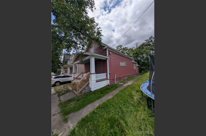 210 Person St
