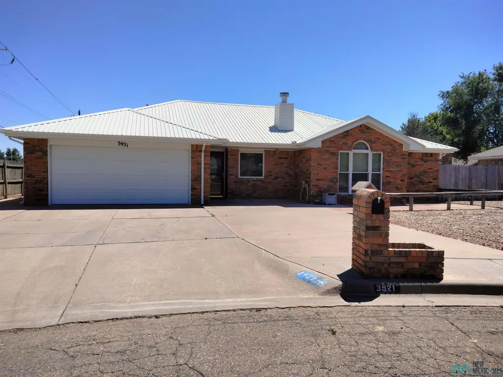 3921 Ben Hogan Dr