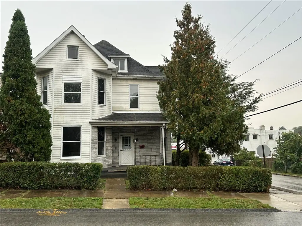 200 Evans St