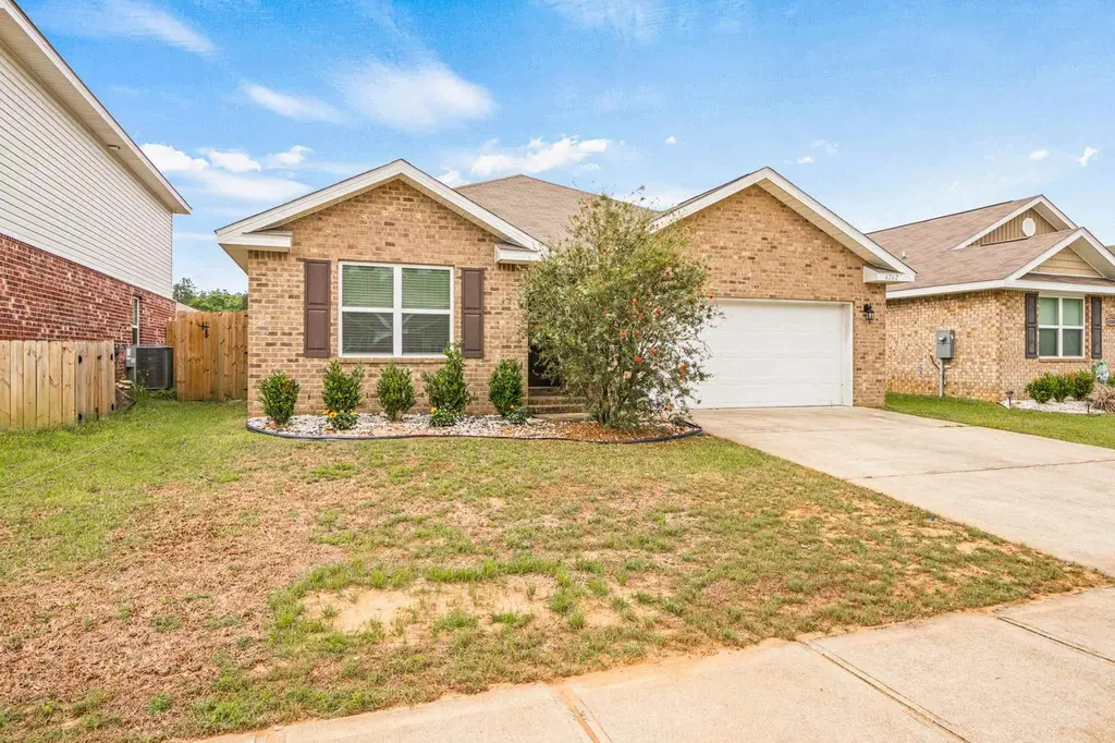 6262 Churchill Cir