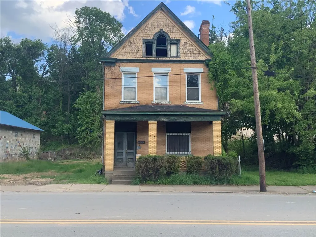 1102 Swissvale Ave